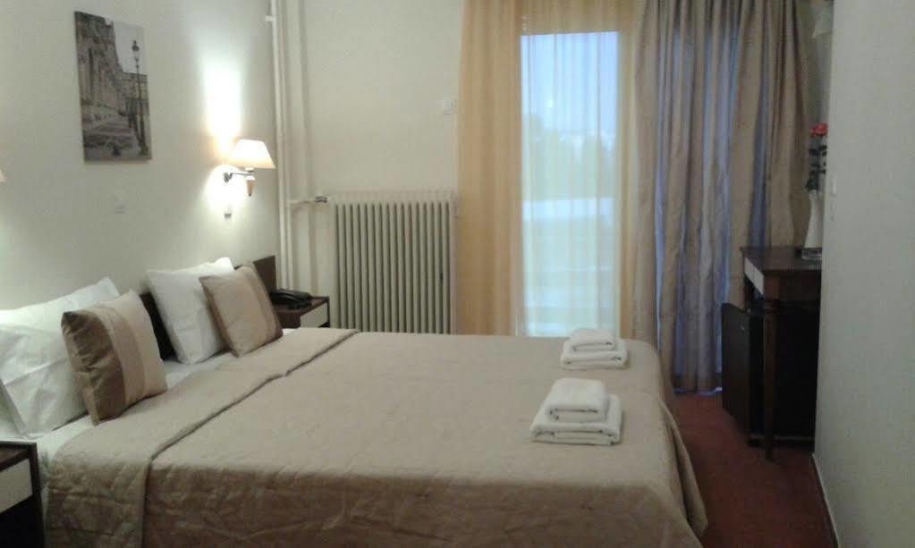 Arion Hotel Loutráki Exteriör bild
